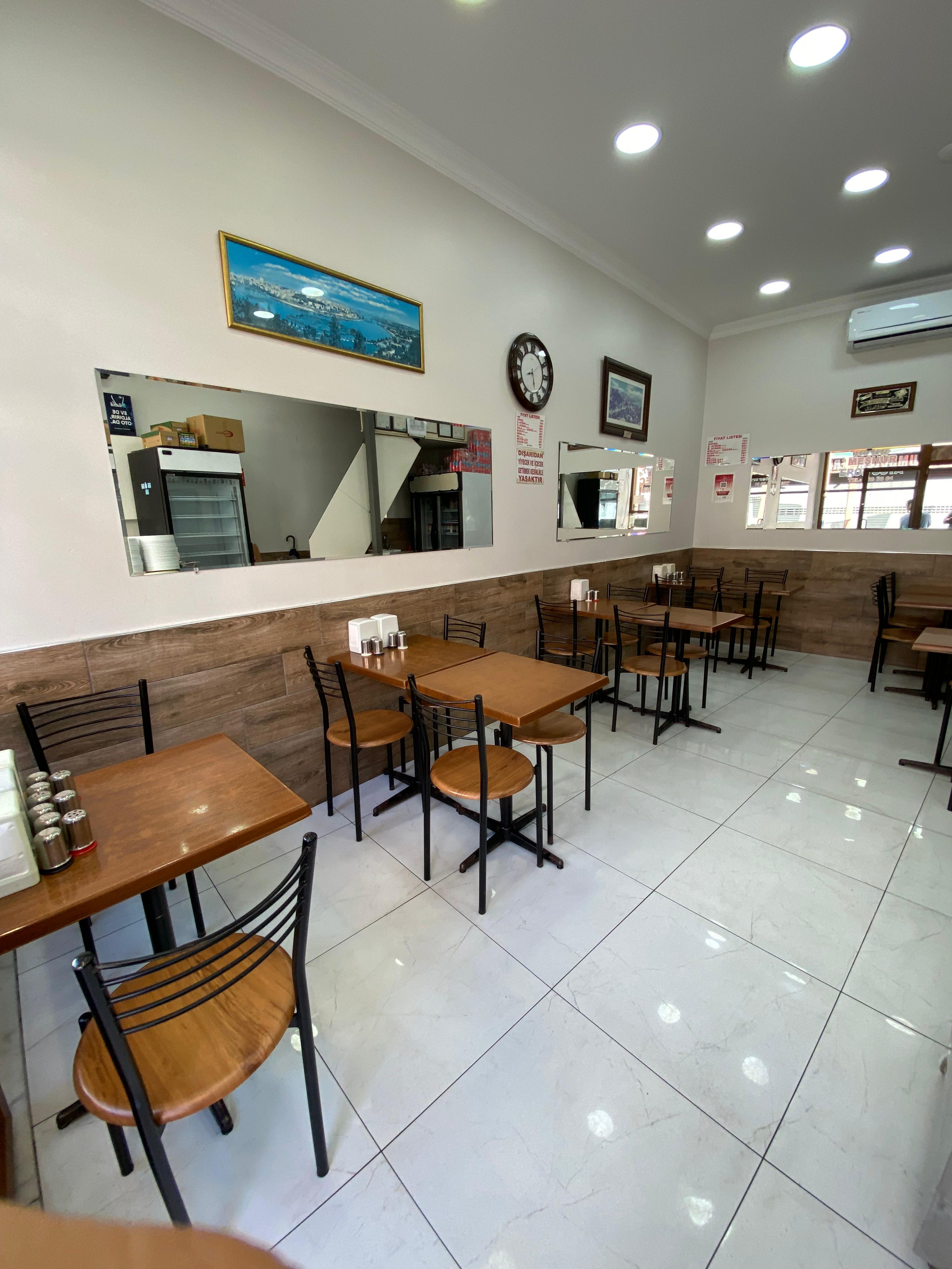 Güveç Salon